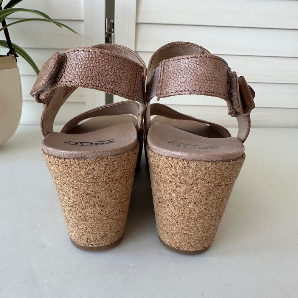 Earth Khaya Kella Taupe Brown Leather Cork Wedge Platform Sandal Shoe Size 9m View 5